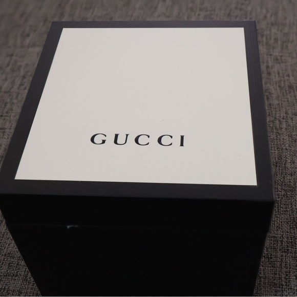 Gucci watch 38mm - Picture 13 of 15